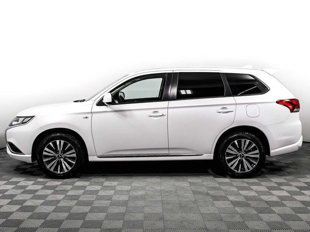 Mitsubishi Outlander, 2022 Фото №8