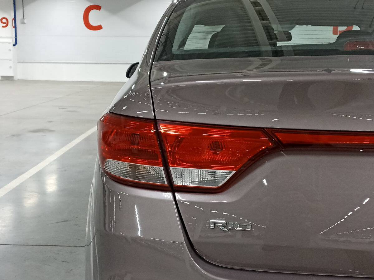 Kia Rio, 2018 Фото №9