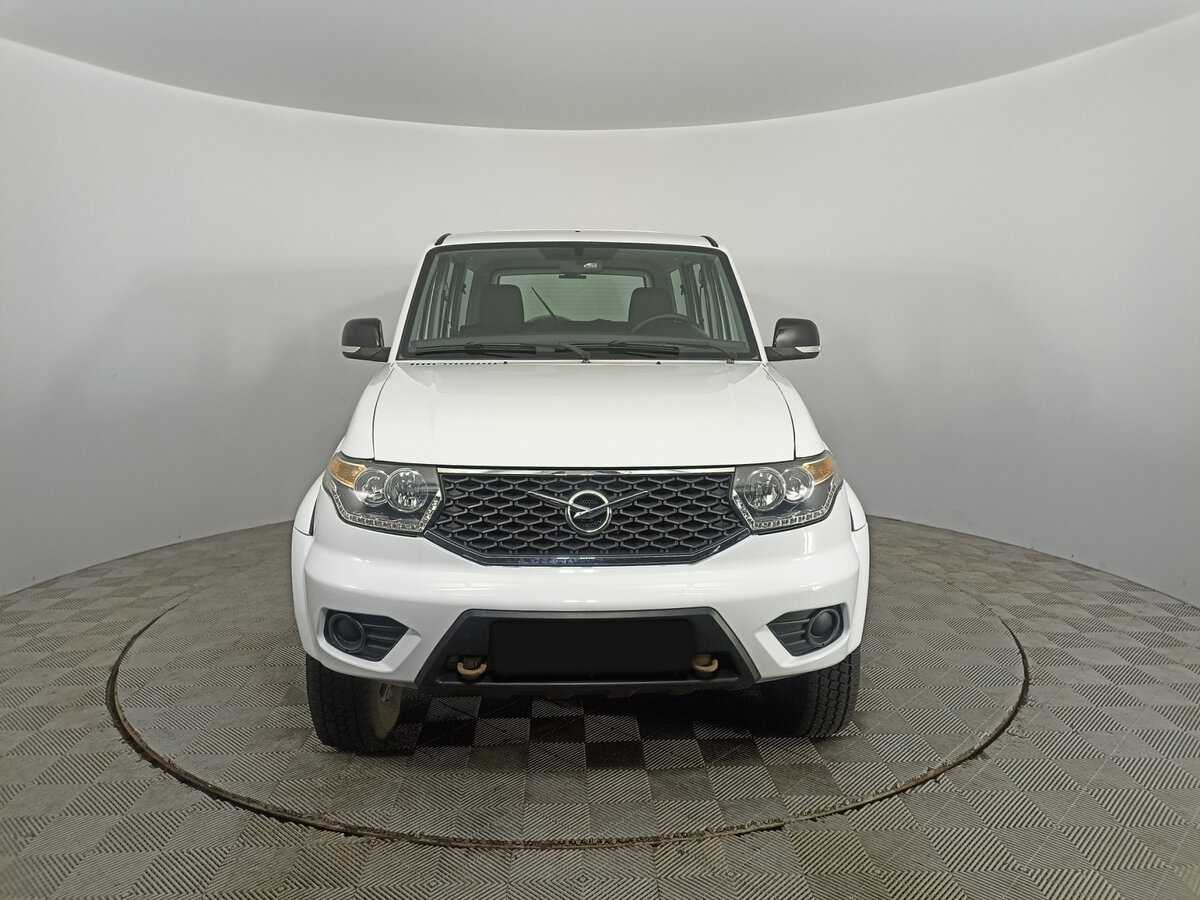 УАЗ Patriot, 2018 Фото №2