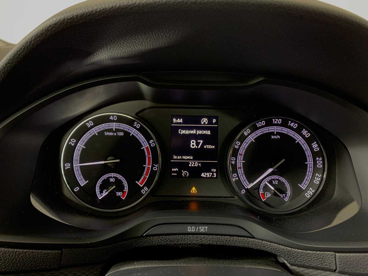 Skoda Karoq, 2020 Фото №15