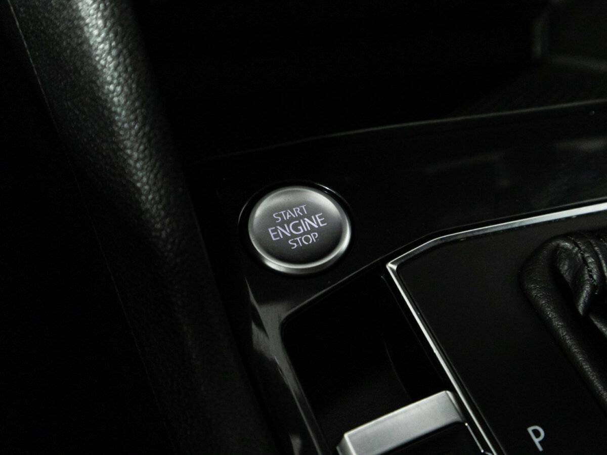 Volkswagen Tiguan, 2020 Фото №21