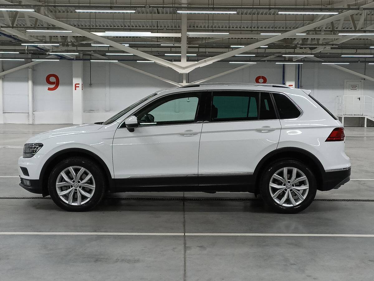 Volkswagen Tiguan, 2018 Фото №8