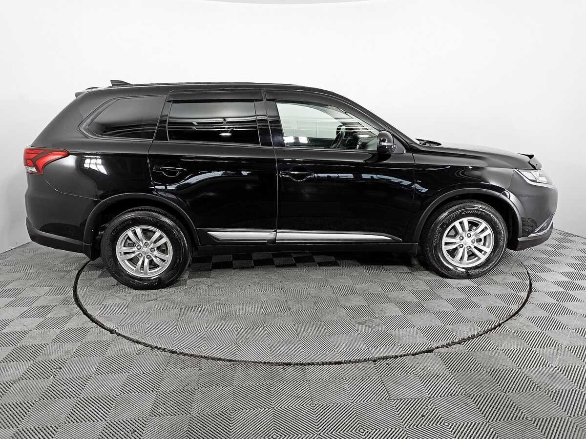 Mitsubishi Outlander, 2021 Фото №4