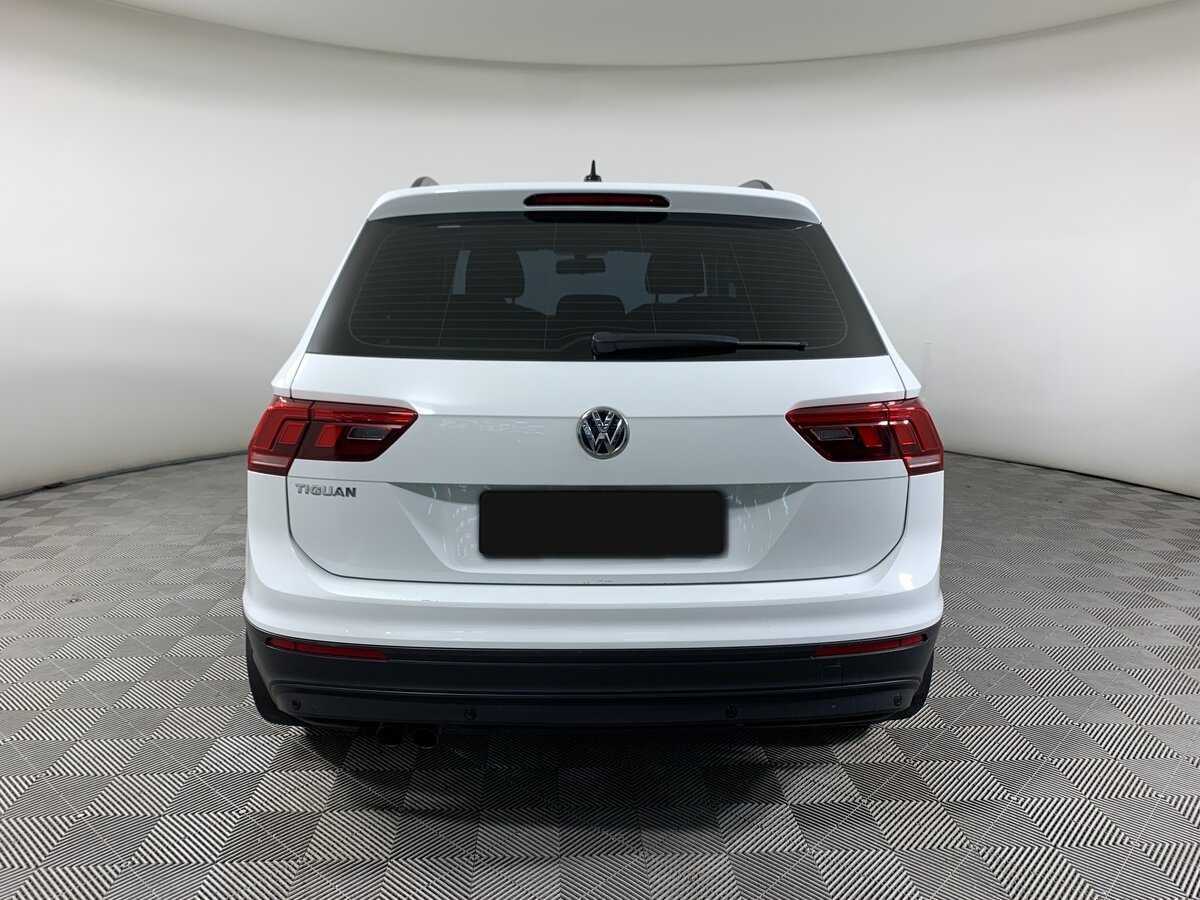 Volkswagen Tiguan, 2018 Фото №6