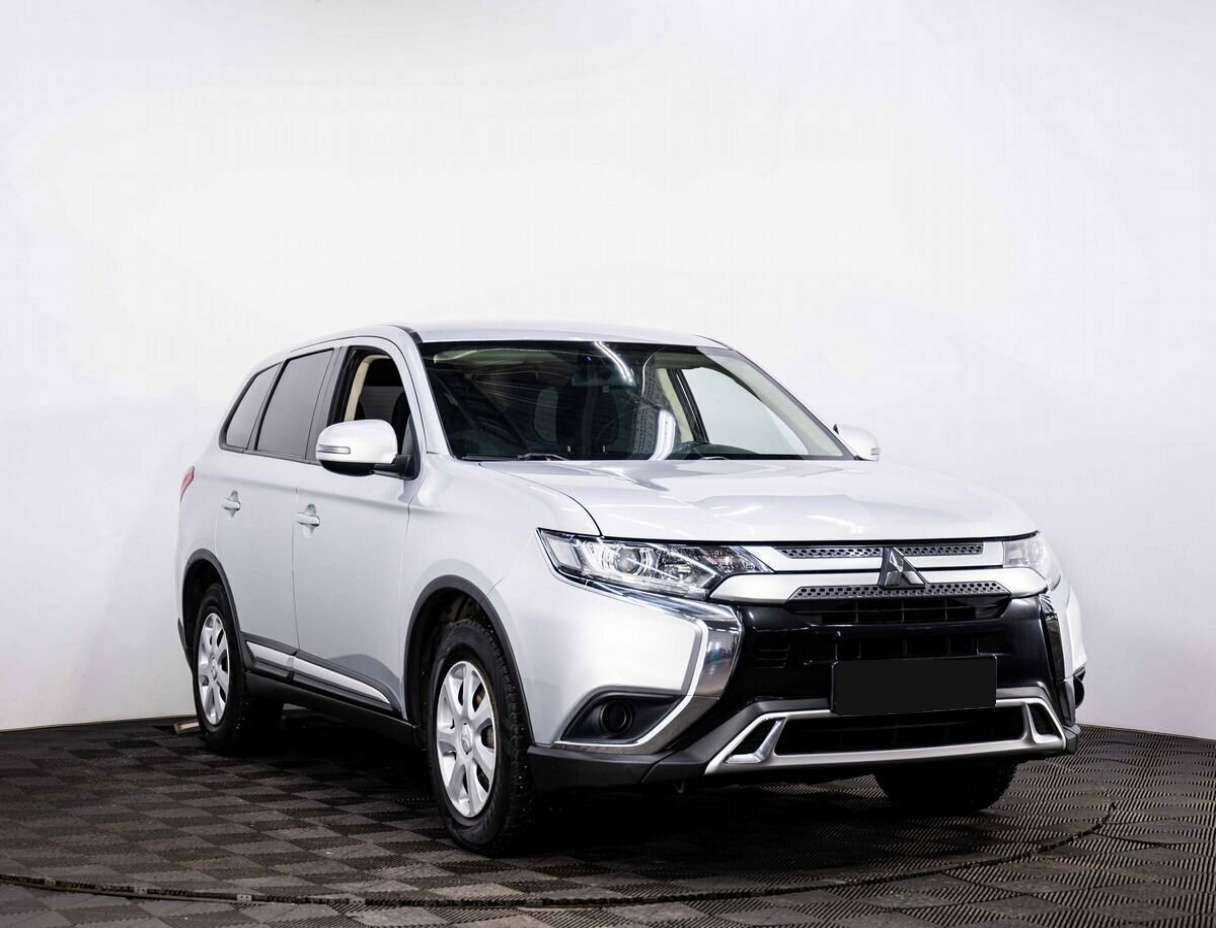Mitsubishi Outlander, 2019 - 135 000 км. | Фото №3