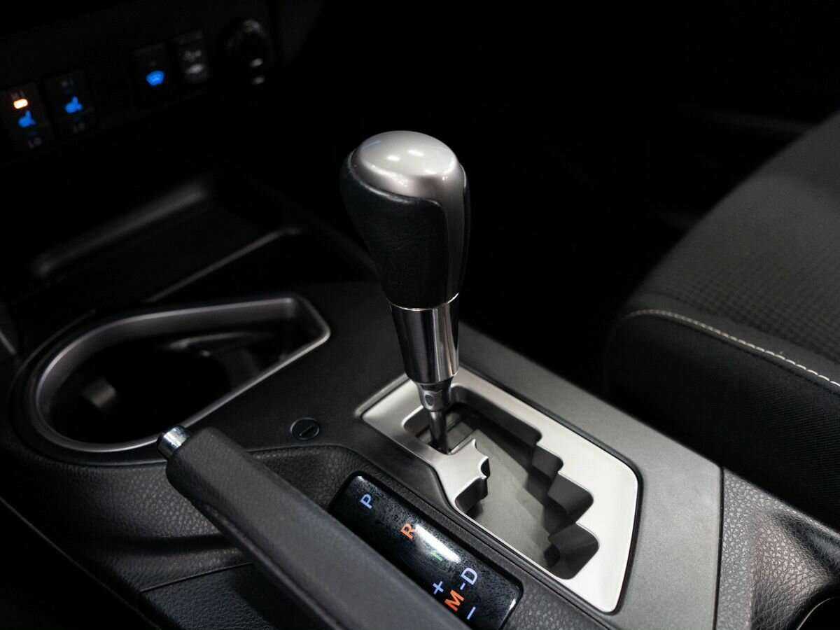 Toyota RAV4, 2016 Фото №13