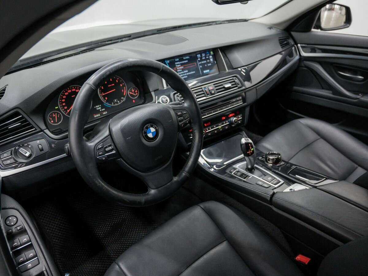 BMW 5 серии 528i xDrive, 2013 Фото №9