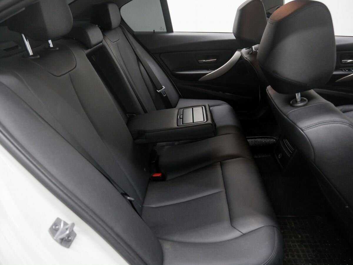 BMW 3 серии 316i, 2014 Фото №9