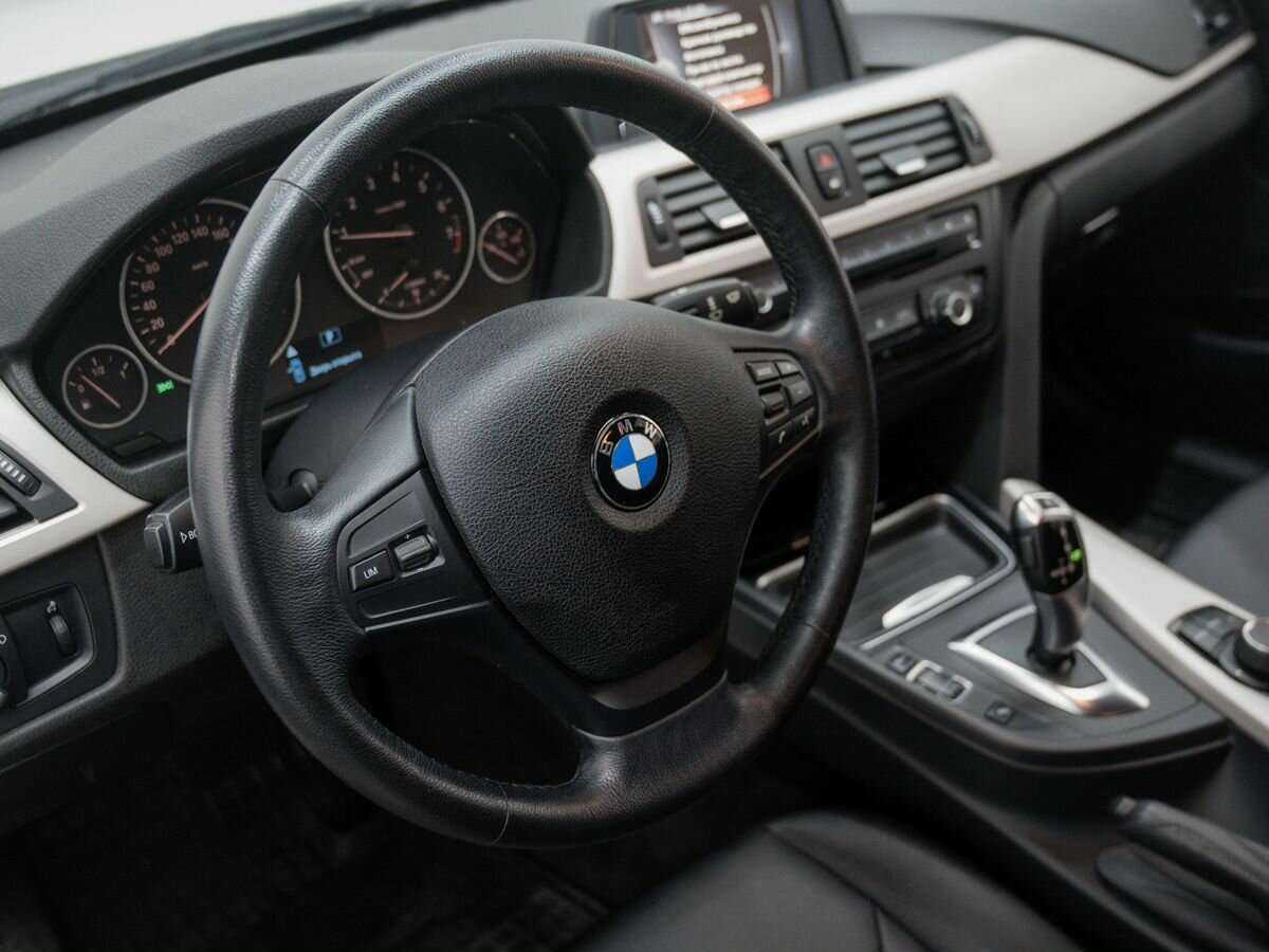 BMW 3 серии 316i, 2014 Фото №17