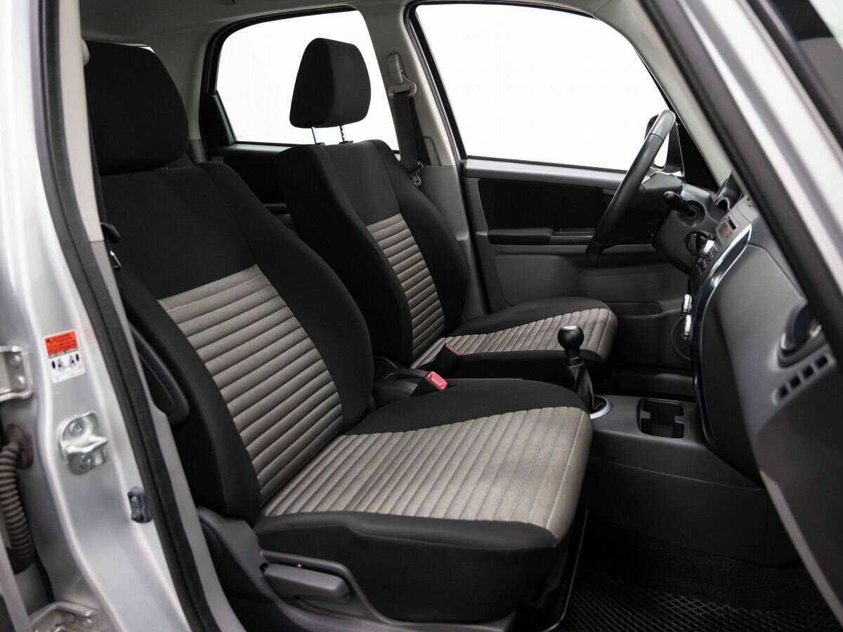 Suzuki SX4, 2013 Фото №11