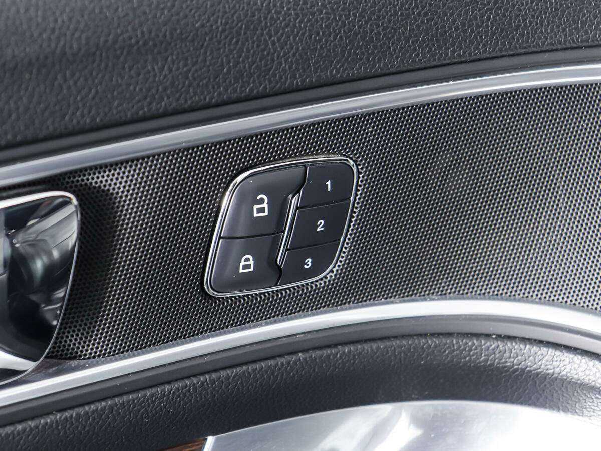 Ford Explorer, 2017 Фото №20