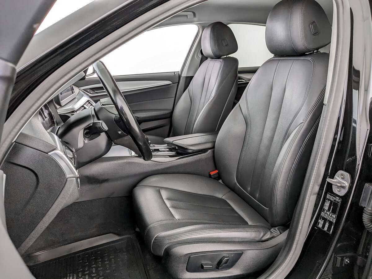 BMW 5 серии 520i, 2018 Фото №16