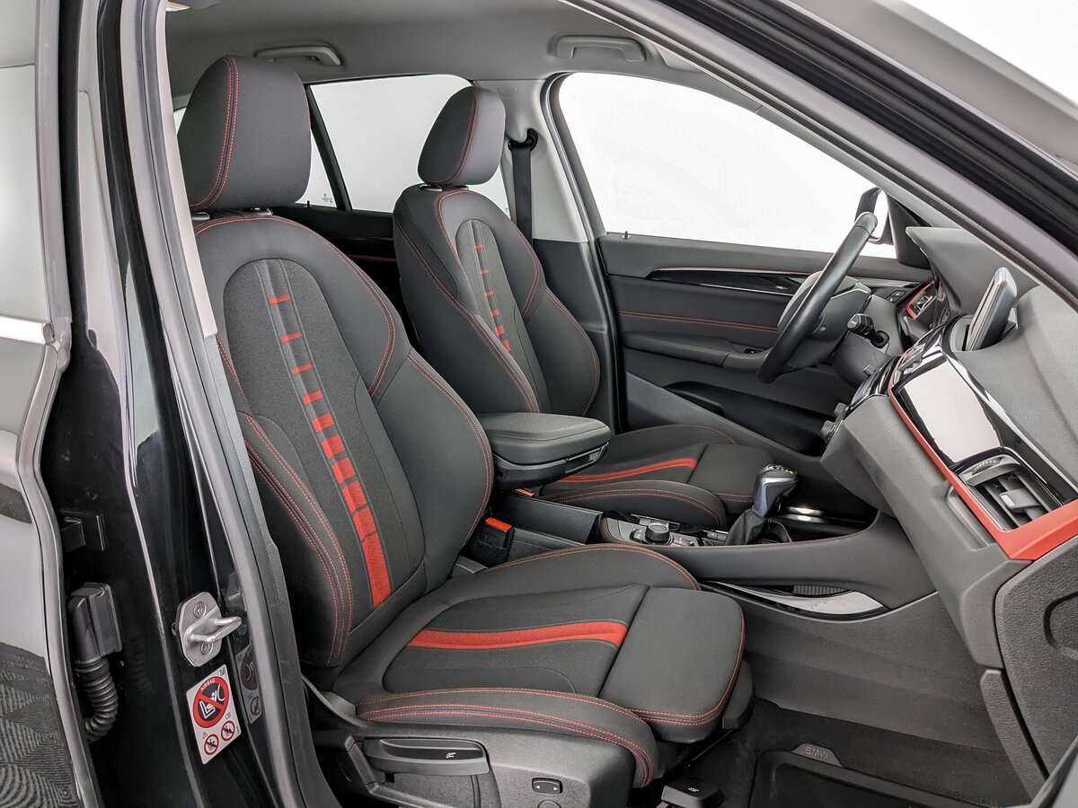 BMW X1 20i xDrive, 2017 Фото №18