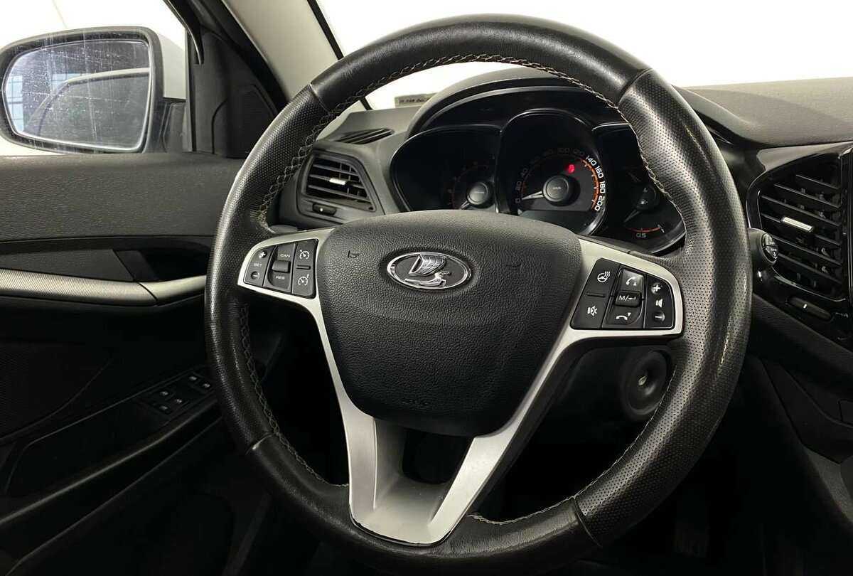 Lada (ВАЗ) Vesta SW, 2021 Фото №9