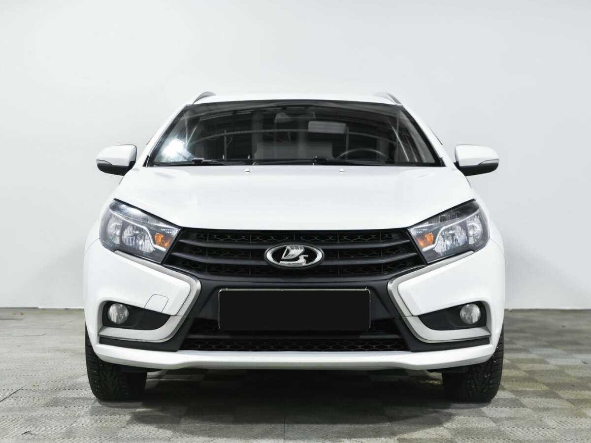 Lada (ВАЗ) Vesta SW, 2020 Фото №2