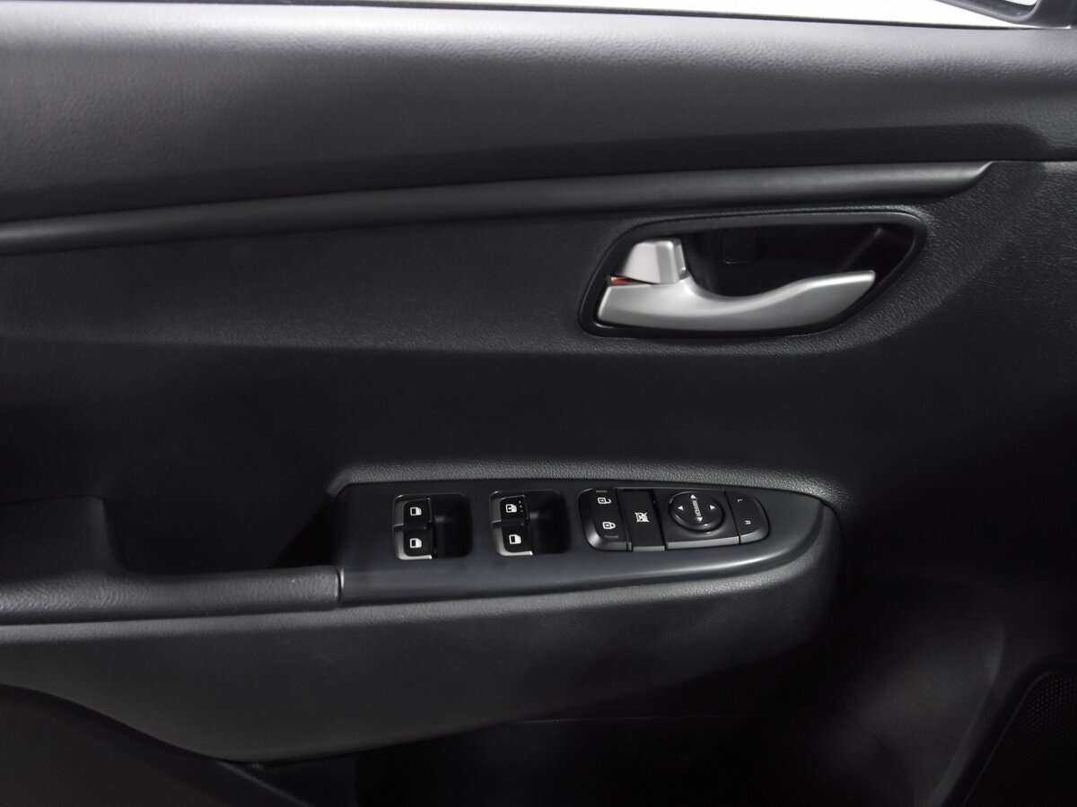 Kia Rio, 2021 Фото №12