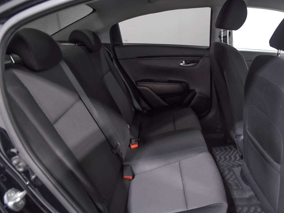 Kia Rio, 2021 Фото №14