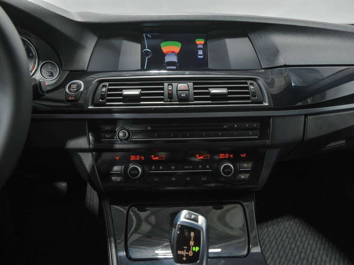 BMW 5 серии 528i xDrive, 2013 Фото №9