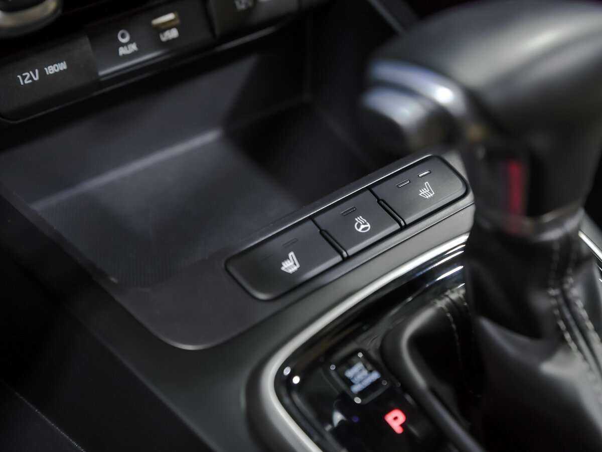 Kia Rio X-Line, 2020 Фото №11