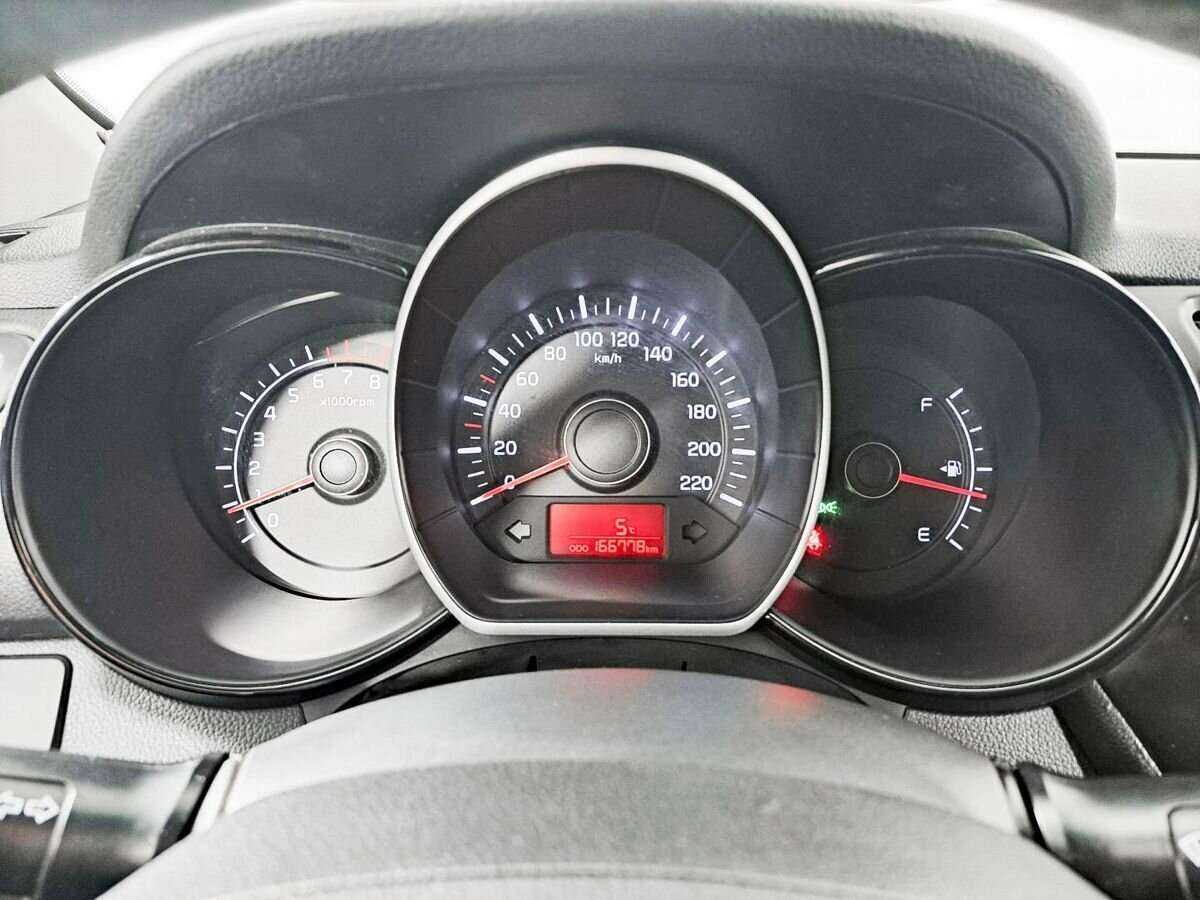 Kia Rio, 2014 Фото №11