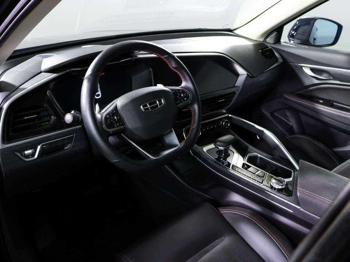 Geely Tugella, 2021 Фото №13