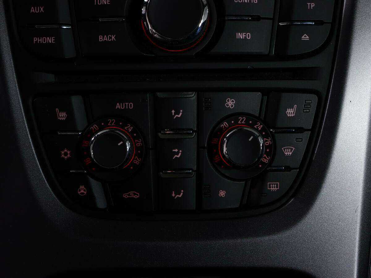 Opel Astra GTC, 2014 Фото №18