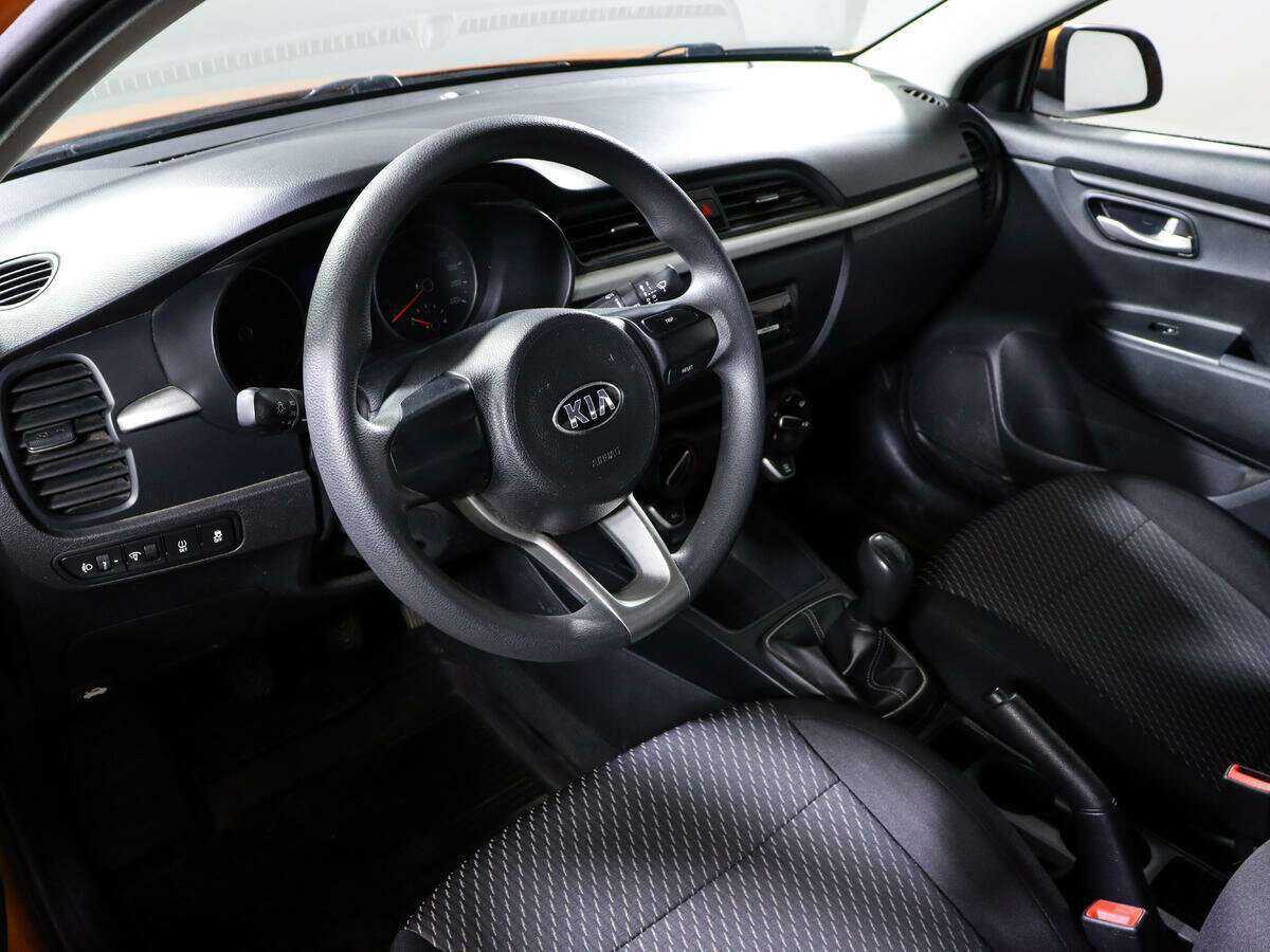 Kia Rio, 2017 Фото №12