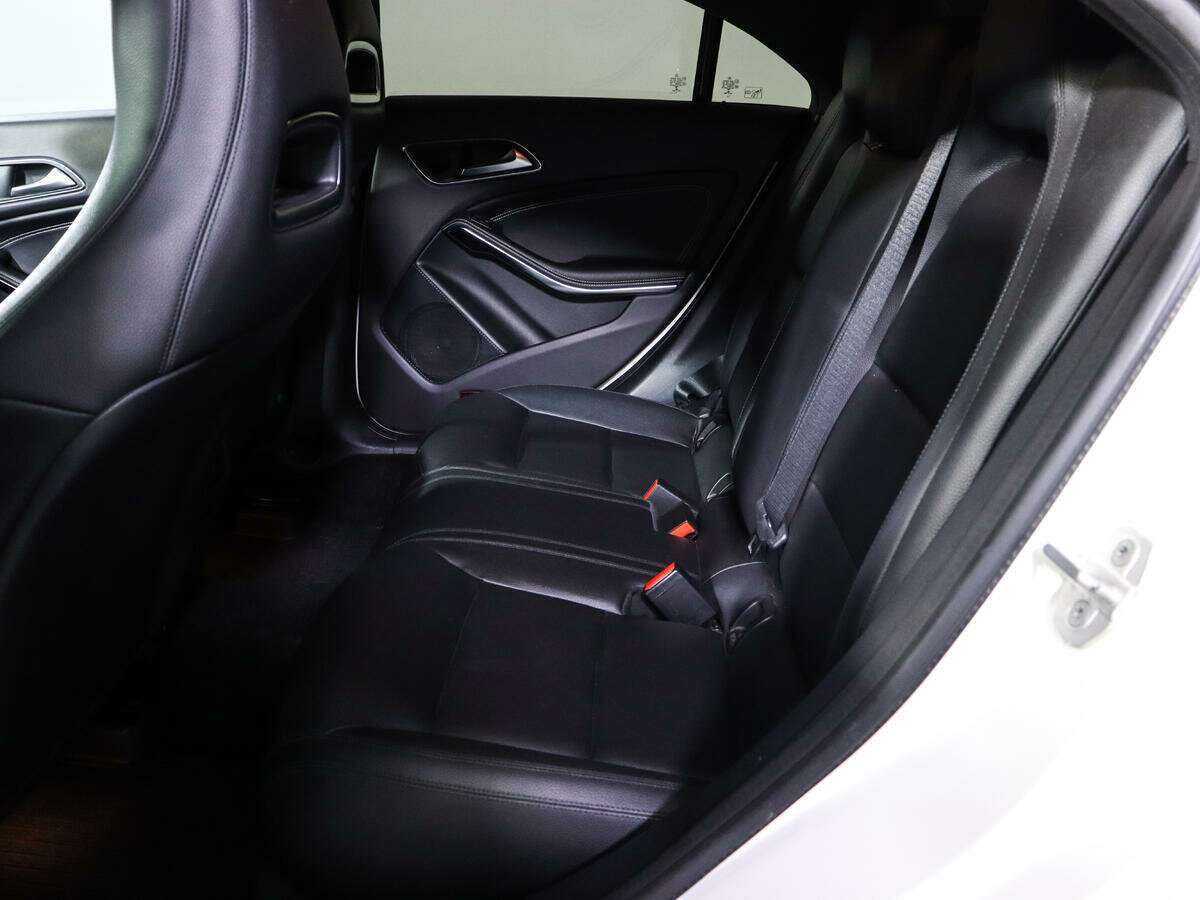 Mercedes-Benz CLA 250, 2014 Фото №10