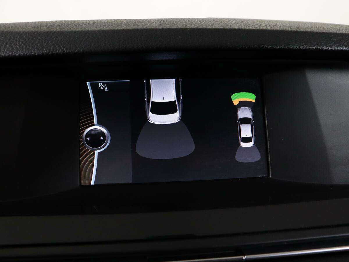 BMW 5 серии 525d xDrive, 2012 Фото №20