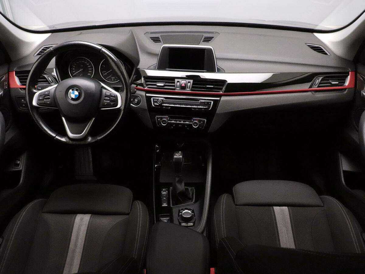 BMW X1 18d xDrive, 2017 Фото №9