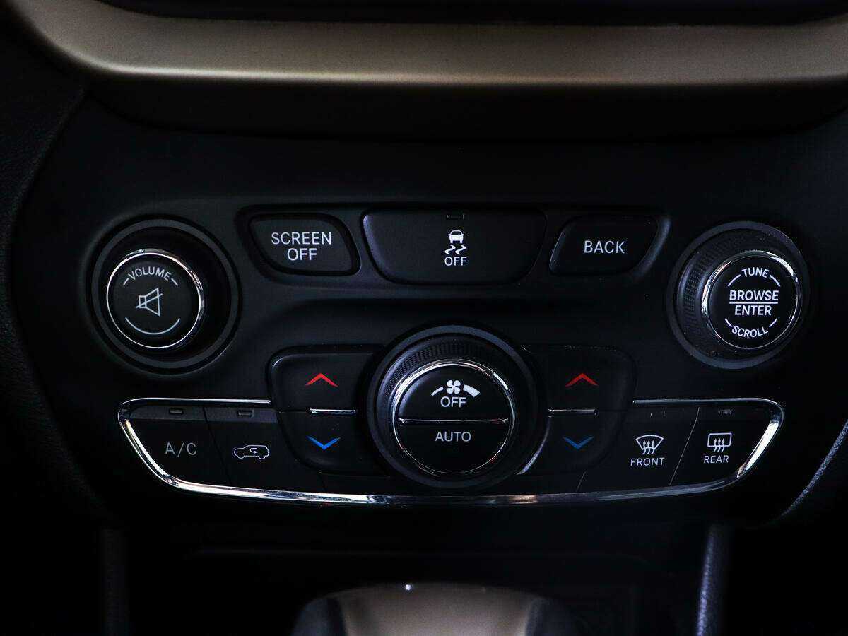 Jeep Cherokee, 2014 Фото №17