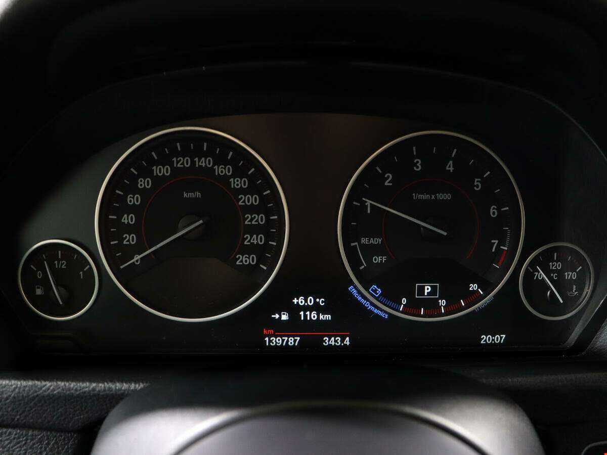 BMW 3 серии 320i xDrive, 2016 Фото №11