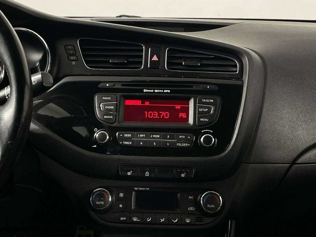 Kia Ceed, 2013 Фото №12