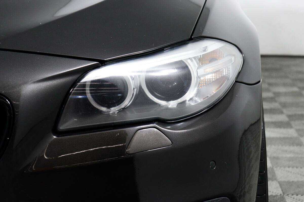 BMW 5 серии 525d xDrive, 2015 Фото №14