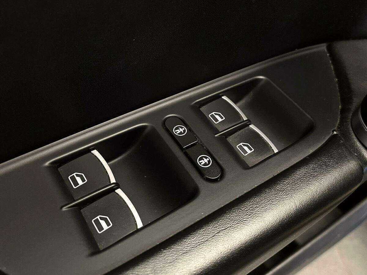 Volkswagen Touareg, 2015 Фото №15