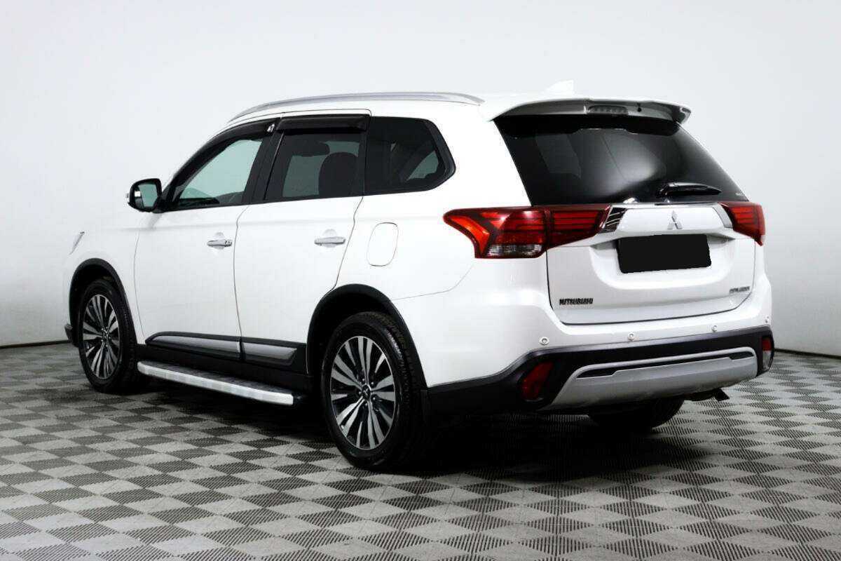 Mitsubishi Outlander, 2019 - 103 420 км. | Фото №7