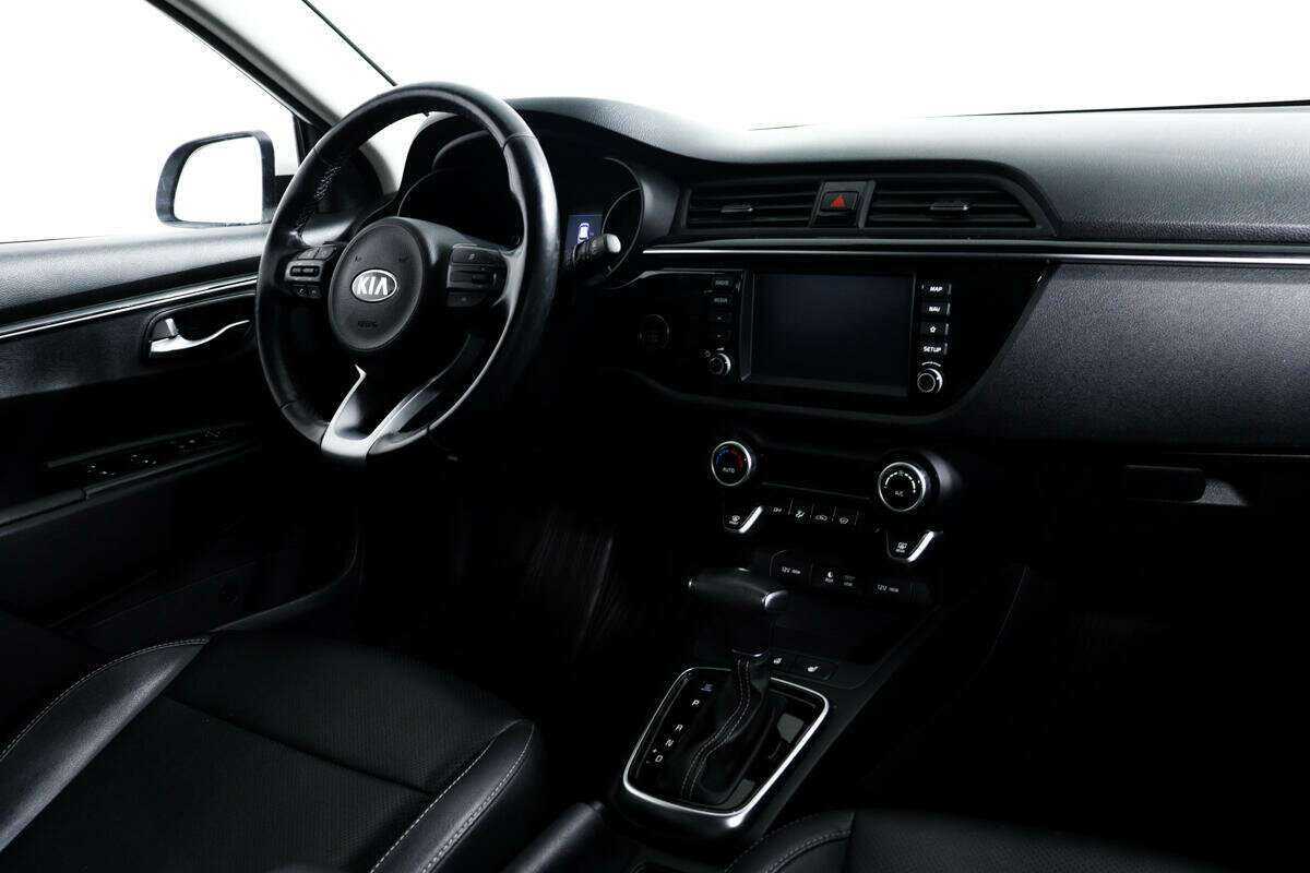 Kia Rio X-Line, 2018 Фото №9