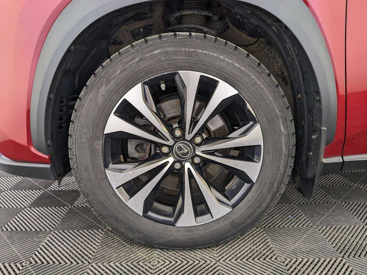 Lexus NX 200, 2019 Фото №11