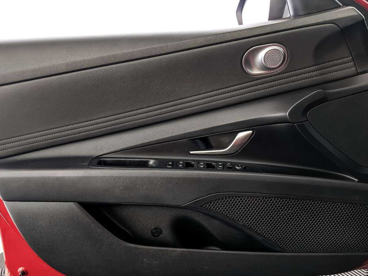 Hyundai Elantra, 2021 Фото №15