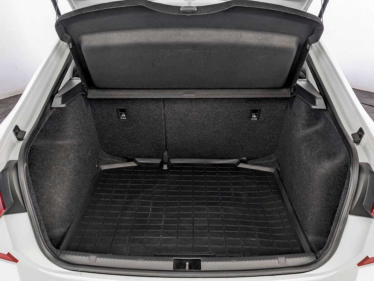 Volkswagen Polo, 2020 Фото №9