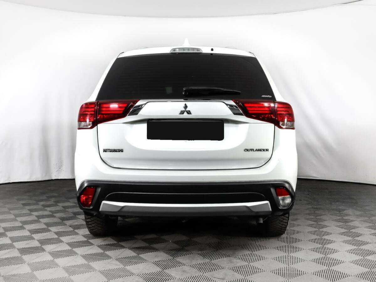 Mitsubishi Outlander, 2018 - 92 560 км. | Фото №6