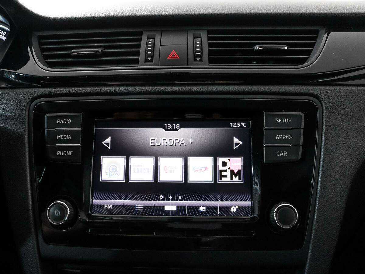 Skoda Rapid, 2017 Фото №12