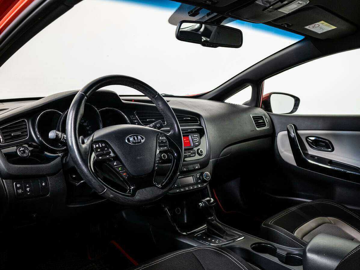 Kia Ceed, 2014 Фото №11