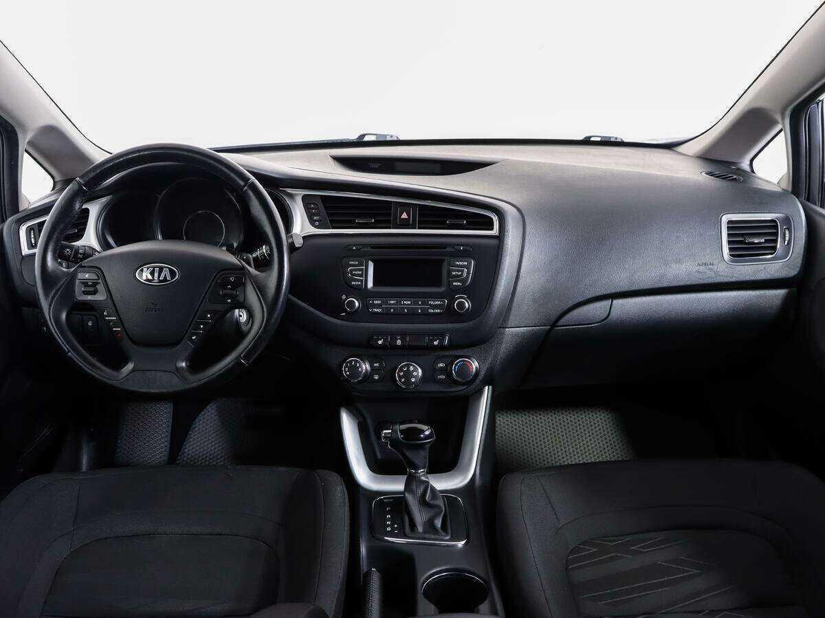 Kia Ceed, 2018 Фото №10