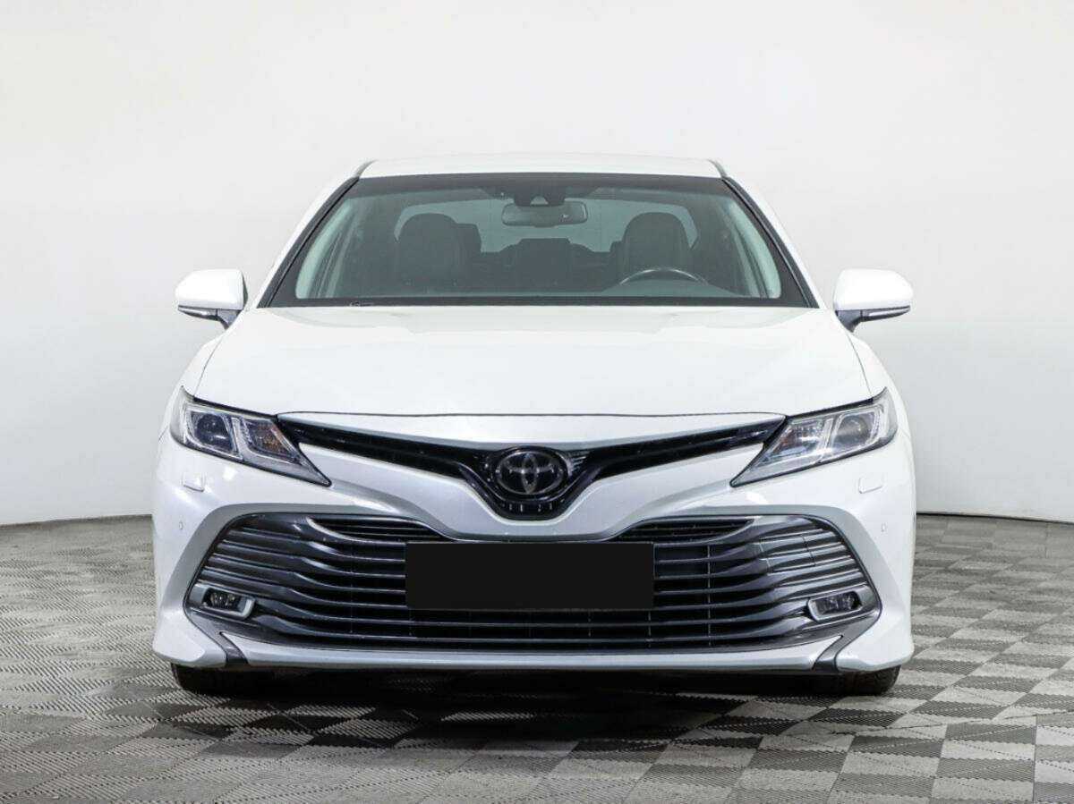 Toyota Camry, 2018 - 71 100 км. | Фото №2