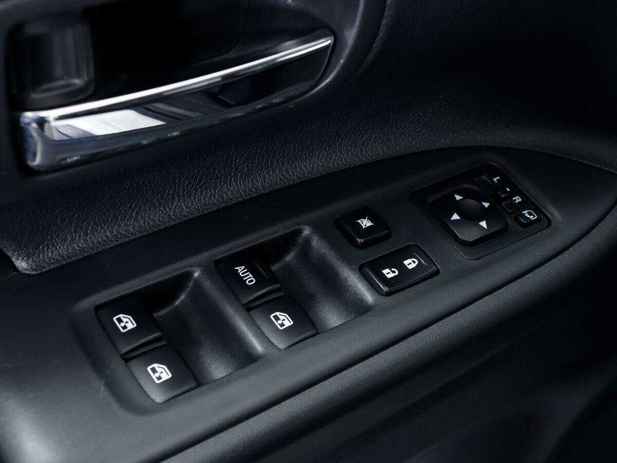 Mitsubishi Outlander, 2015 Фото №13