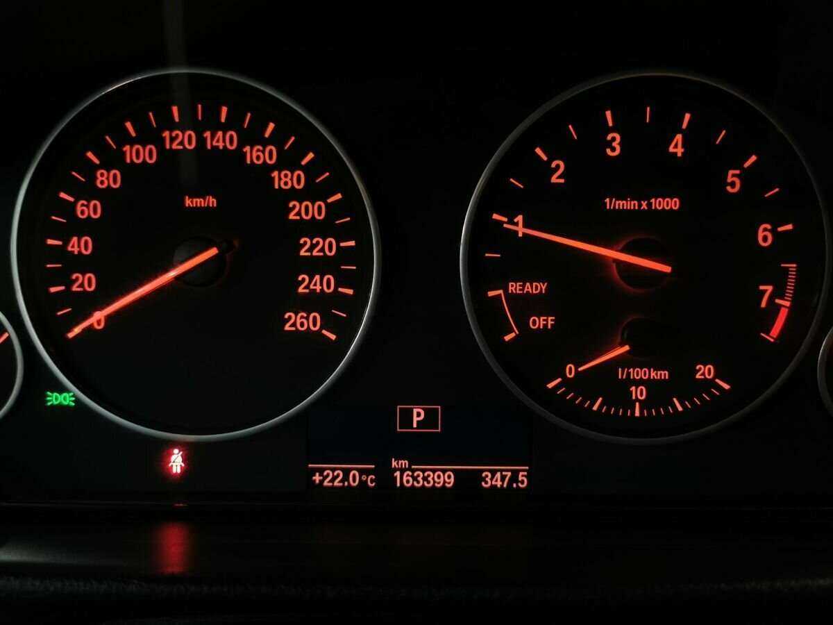 BMW 3 серии 320i, 2013 Фото №16