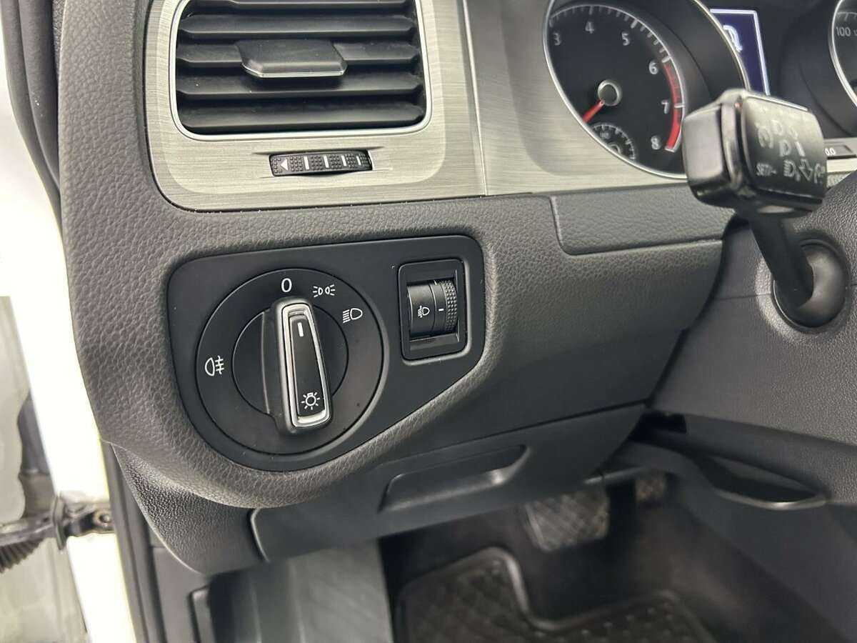 Volkswagen Golf, 2015 Фото №9