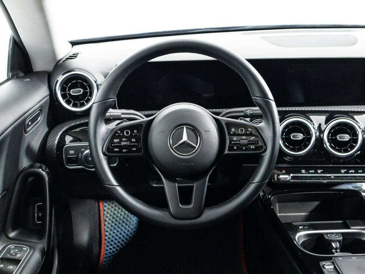 Mercedes-Benz CLA 200, 2020 Фото №19