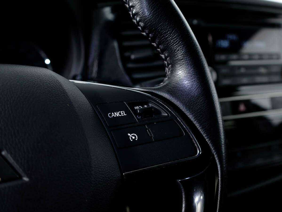 Mitsubishi Outlander, 2018 Фото №15